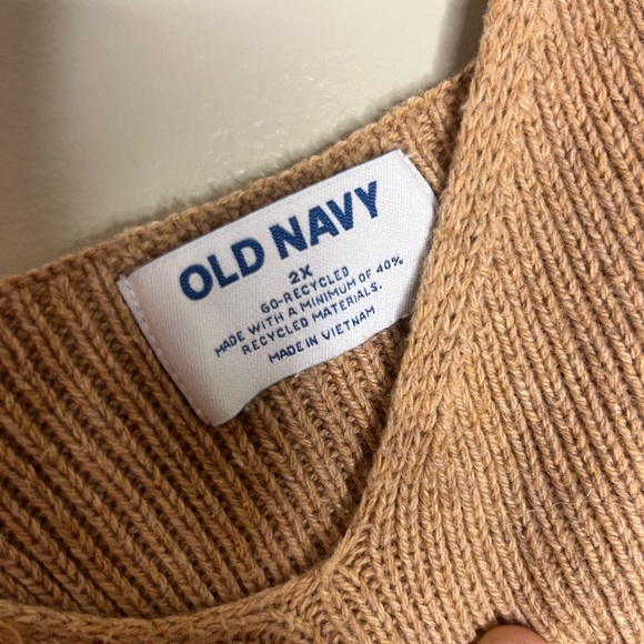 Old Navy Cropped Sweater Tank - Picture 3 of 3